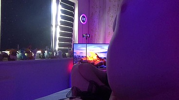 Ever wondered what it looks like when 2 extremely hot girls share your cock? My bestie and I make mens fantasies cum true!