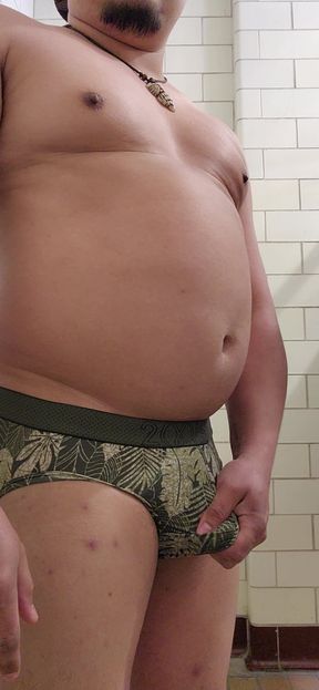 beach bathroom