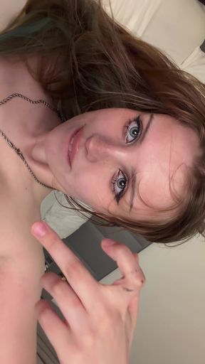 Cute onlyfan with natural big tits babe