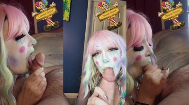 Clown girl takes that big cock in her tight throat