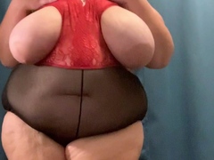 Leann amateur beautiful brunette with big boobs