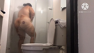follada en el baño con mi madrstra