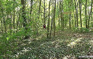 Alex goes to the bois de boulogne