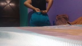 My stepcousin likes to see my big ass when I change to go to the GYM