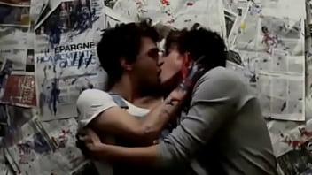 François Arnaud and Xavier Dolan gay kiss from J&#039_ai Tué Ma Mère | GAYLAVIDA.COM