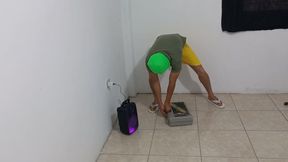 Hot MILF seduces with her sexy athletic body
