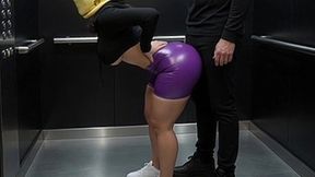 Neighbor Pressing Petite Big Ass Girl in the Elevator