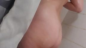 qui me rejoins prendre ma douche?j ai besoin qu on me frotte le dos et ...
