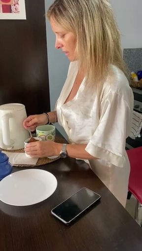 I Have Breakfast and Masturbate in the Kitchen
