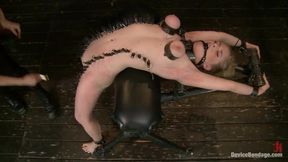 Hardcore and bondage with spank