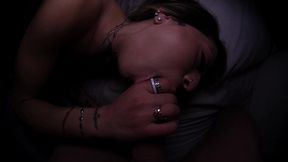 pov - in piena notte prima mi scopa e dopo mi fa una grossa sborrata sulla faccia - very myller - amatoriale italiano