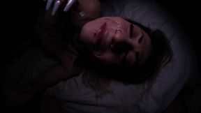 pov - in piena notte prima mi scopa e dopo mi fa una grossa sborrata sulla faccia - very myller - amatoriale italiano