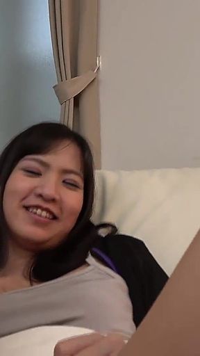 Rin Miyazaki - Covered in Body Fluids: Deep Kissing, Close-up Sex