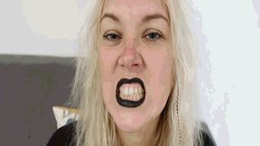 Wild sharp teeth WMV