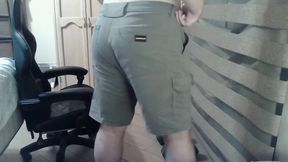 Hot Stud Goes Commando During Leg Day