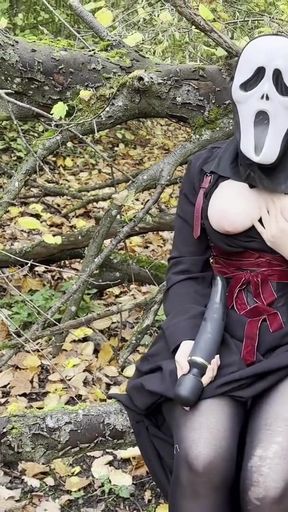 Key moment from &quot;Female Ghostface - Cursed Woods - Vyva Vega&quot;