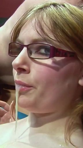 Unforgettable moment from &quot;Compilation of the amateur gangbang ladies&quot;