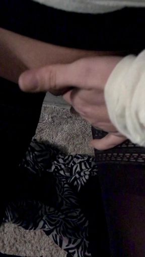 Sexy Young Illinois MILF Gets Pussy Wet for Hubby to Fuck