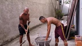 O Pedreiro dotado (Augusto phellipe) e o ajudante tarado