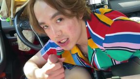 Twink Heat: Asian Twink Sucks Big White Cock & Swallows In The Car