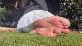 foot ignore session outdoors