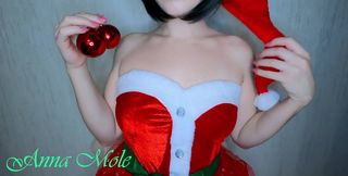 Pretty Woman Plays with Nipples and Juicy Breasts, Masturbates Juicy Pussy Right in Her Panties and Cums!