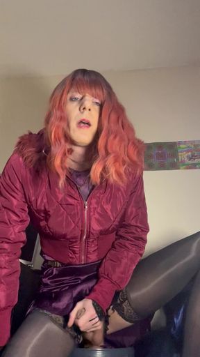 Jess Silk Rides Dildo