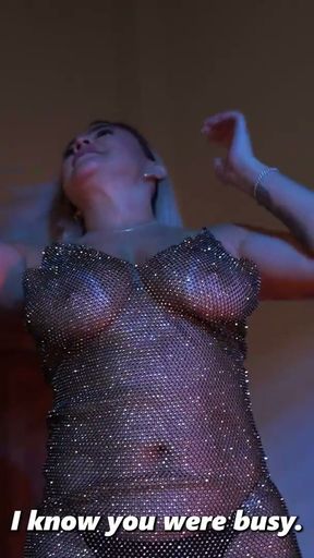 Busty stepmom ends up riding her cold-hearted stepson's massive 24-centimeter cock!   Clip 1