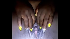 Masturbations d'_une salope africaine