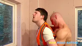 Big Boss - Slacking Builder Gets Fucking From Big Cock Boss