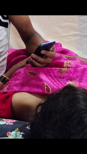 Ex-boyfriend Suddenly Came Home One Day When I Fingering and Had Sex with Her When Her Husband Was Not at Home.