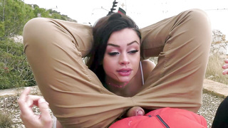 Martina Smeraldi gives nice blowjob outdoors