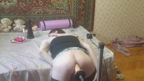 Sasha Earth Cute femboy having sex with a Fucking machine