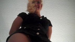 Tabitha giantess 239