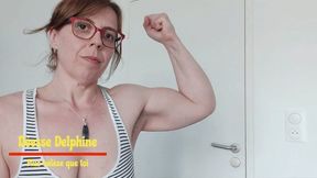 Posing biceps, forearms and traps - Posing biceps, avant-bras et trapèzes