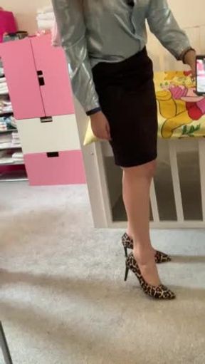 Pretty Sissy Tina