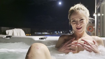 JOI Boobies Play in Jaccuzi