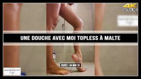 Une douche avec moi topless à Malte 4K