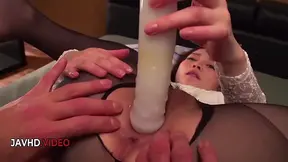 Japanese Office Babe Gives Sensual Blowjob in Steamy Porn Scene