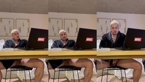 me ajuda no trabalho