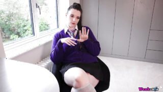 Striptease, joi – POV anal POV fetish video cu bruneta Gina Gerson, Ivy Rain și Ivy futute anal