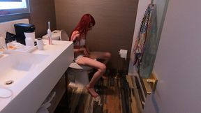 1 Min Toilet Fetish Tease