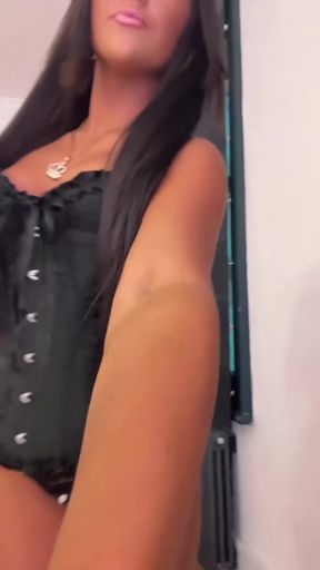 OnlyFans brunette petite shows off her charms