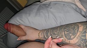 Tattooed step mom saw stepson 9 inch of dick and handjob him