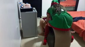 VIDEO EXCLUSIVO!! PATUCHA ARRECHA LE ENCANTA FOLLAR MIENTRAS LA MIRAN. PORNO CASERO AMATEUR. LA ZORRA LE DA UNA MAMADA PROFUNDA A SU MACHO DOMINANTE.