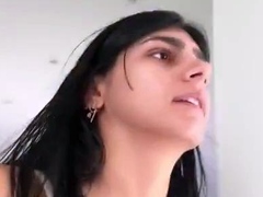 Mia Khalifa - Get Ready With Me