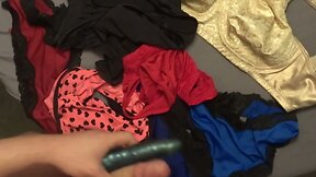 Jerk with friends mom's Bra Panties Dildo(Epic Cum)