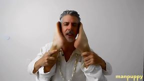 Yoga Feet Master - Richard Lennox