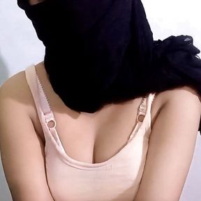 Muslim Wife Fucked by Her Friend Sex Hindi Story and Dirty Talk