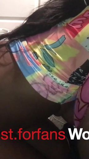 Thrilling moment from "BIG DICK Y O U N G Trade in Skinnies"